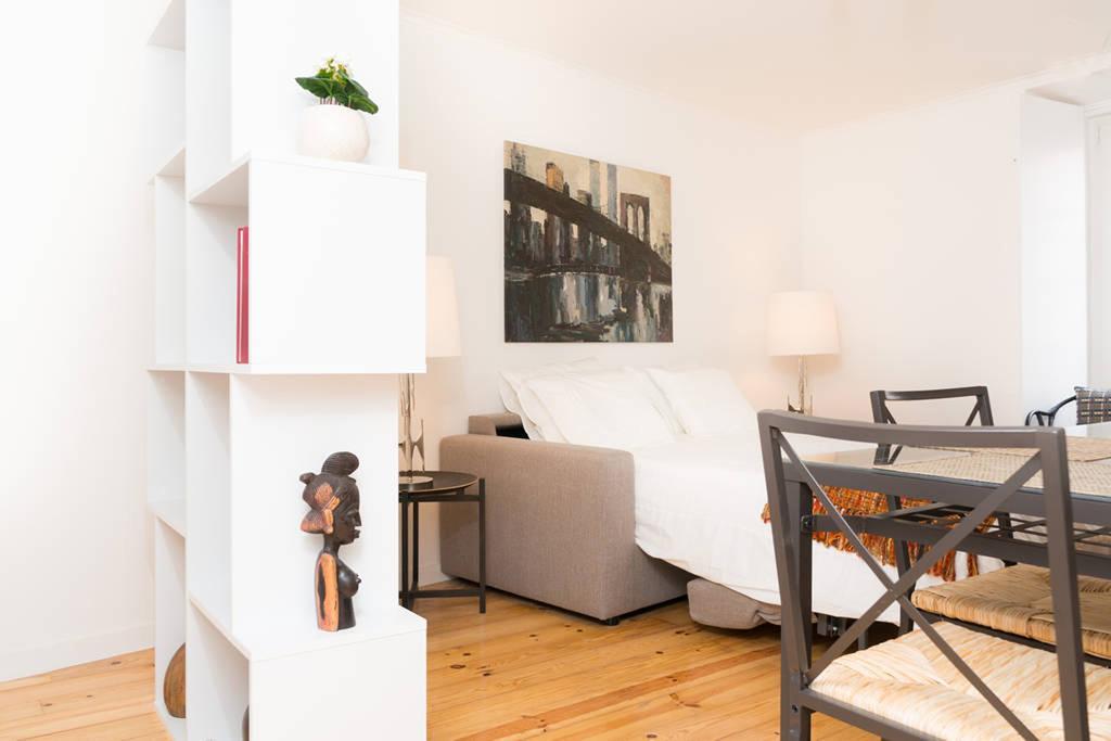 Beautiful Studio In Historic Alfama Lisboa الغرفة الصورة